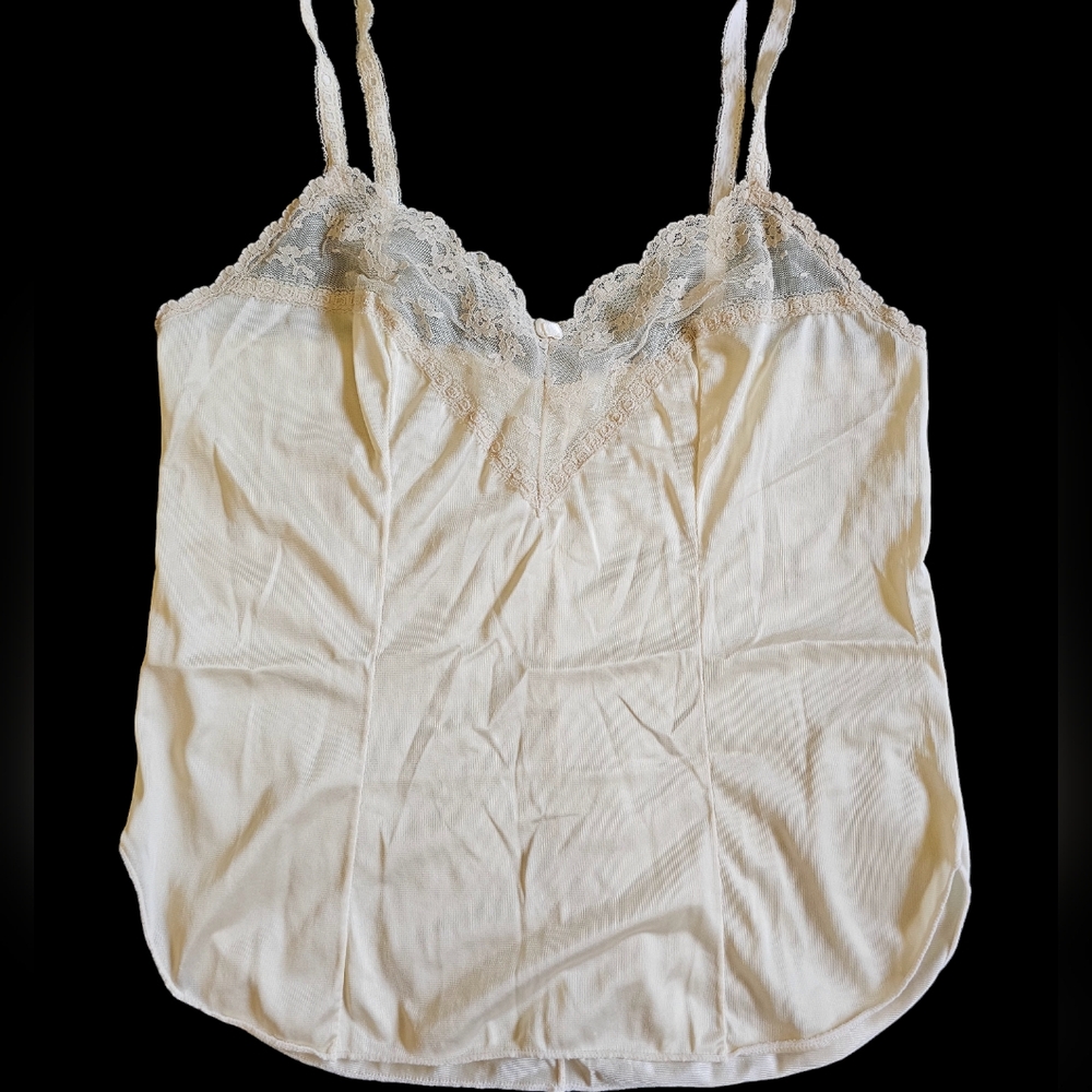 Vintage beige‎ Kayser sleepwear top size S
